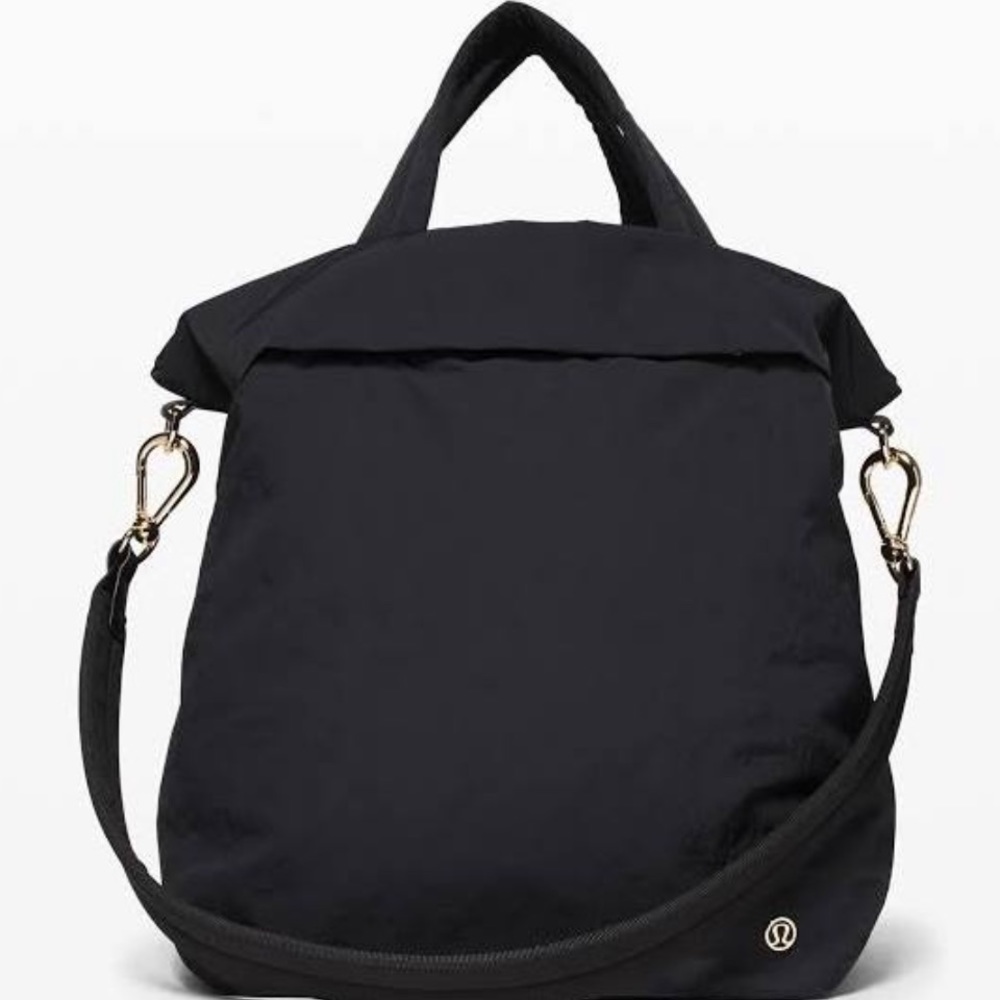 Lululemon On My Level Bag
